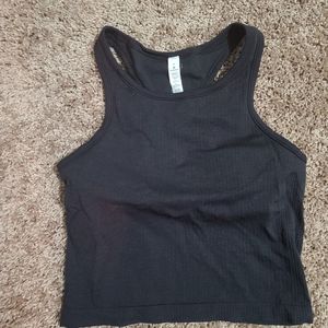 Lululemon Ebb to street crop
